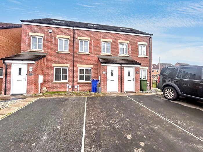 3 Bedroom Town House For Sale In Shillhope Drive, Blyth, NE24