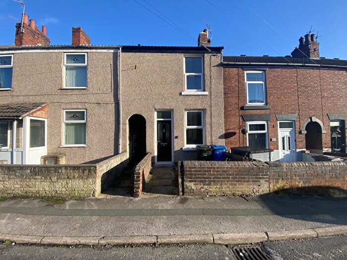 2 Bedroom Terraced House For Sale In Wellington Street, New Whittington, Chesterfield, Derbyshire, S43