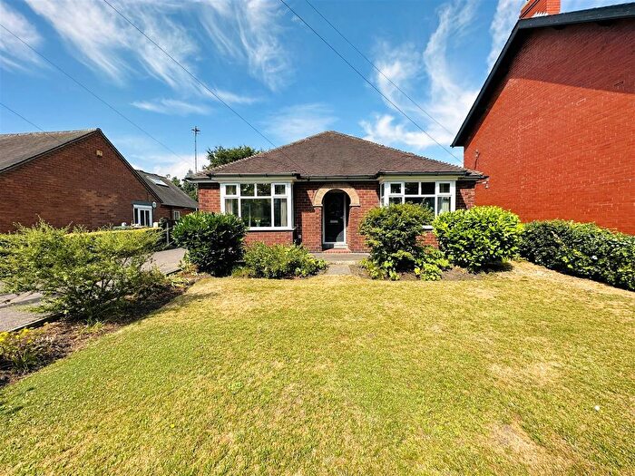 2 Bedroom Detached Bungalow For Sale In Doncaster Road, Selby, YO8