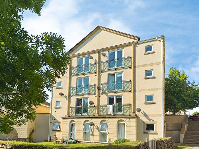 2 Bedroom Apartment For Sale In Aberdeen Avenue, Plymouth, PL5