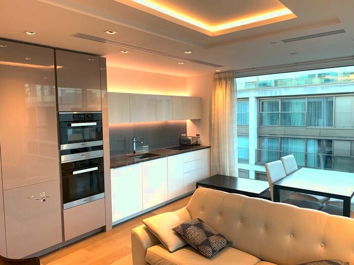 2 Bedroom Flat To Rent In Lord Kensington House, Radnor Terrace, London, W14