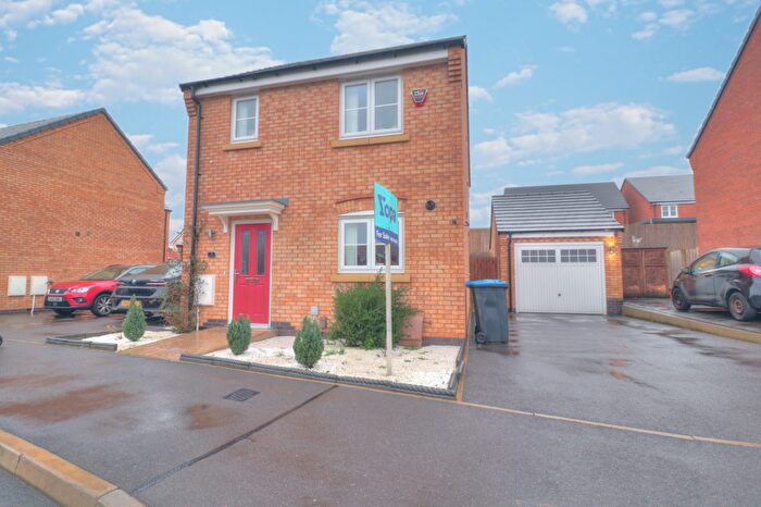 3 Bedroom Detached House For Sale In Perry Grove, Scraptoft, Leicester, LE7