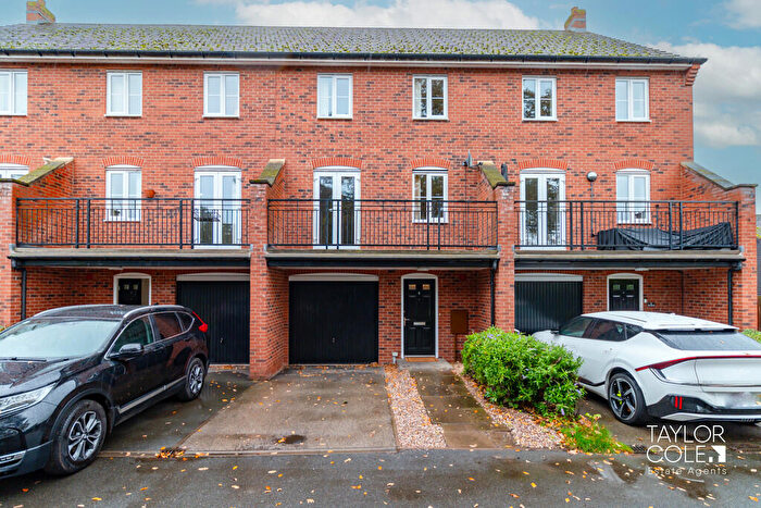 4 Bedroom Town House For Sale In The Laurels, Fazeley, B78