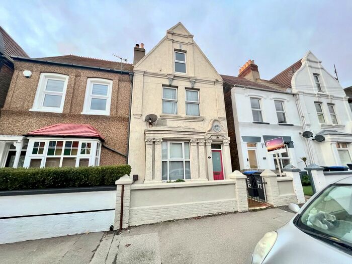 4 Bedroom Semi-Detached House To Rent In Bellevue Road, Ramsgate, CT11