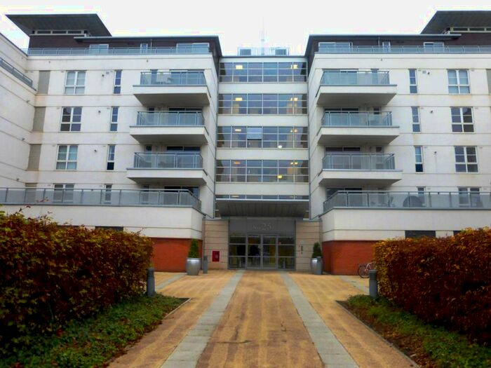 1 Bedroom Flat To Rent In Watkin Road, Leicester, LE2