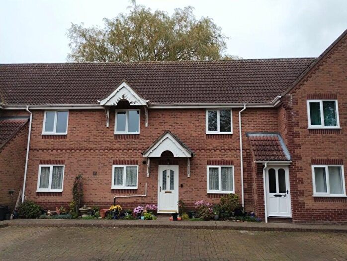 2 Bedroom Flat To Rent In Brayfields, Pinchbeck, PE11