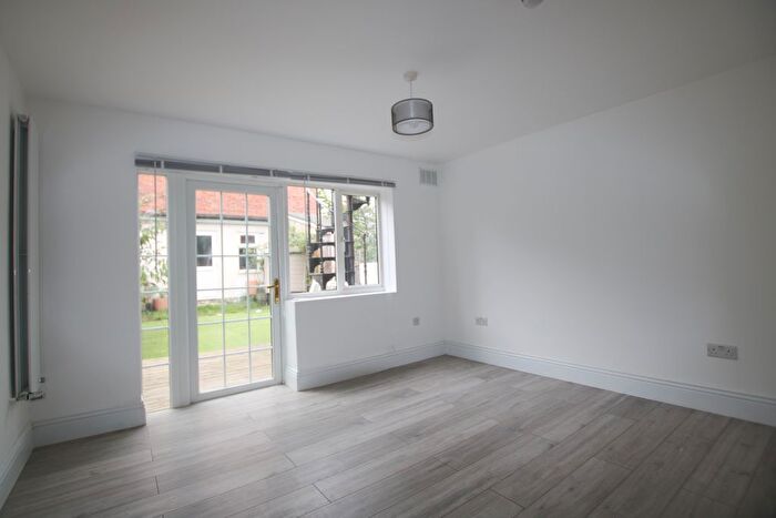 Studio To Rent In Mora Road, London, NW2