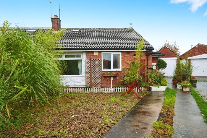 3 Bedroom Semi Detached House For Sale In Fern Close, York, YO32