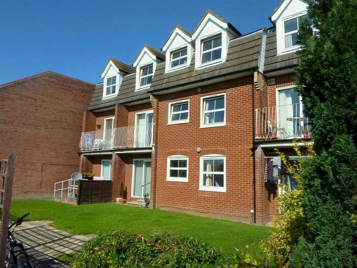 1 Bedroom Apartment To Rent In Charlton Road, Southampton, SO15