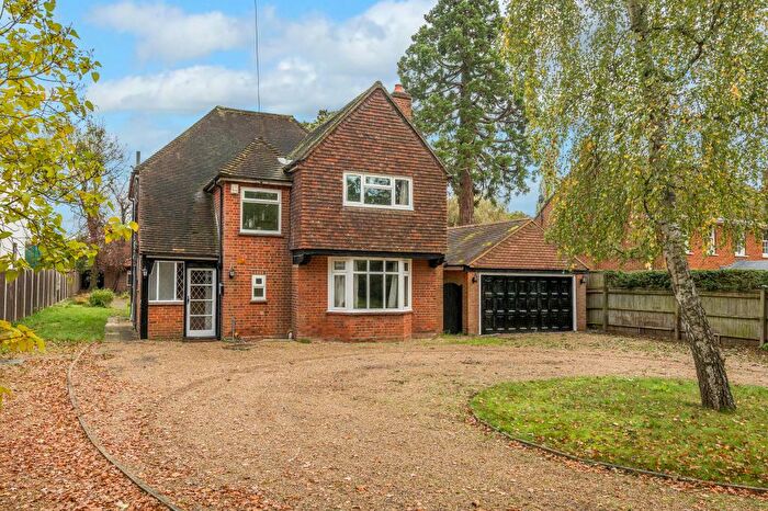 4 Bedroom Detached House To Rent In Windsor, Berkshire, SL4
