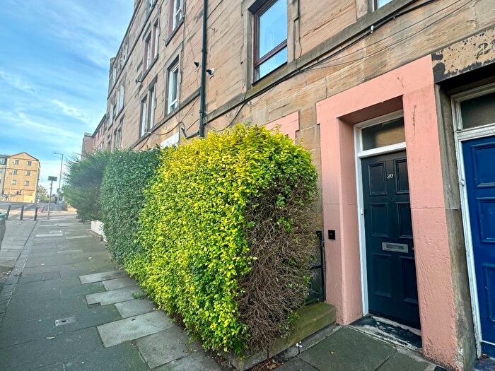 2 Bedroom Flat To Rent In Robertson Avenue, Slateford, Edinburgh, EH11