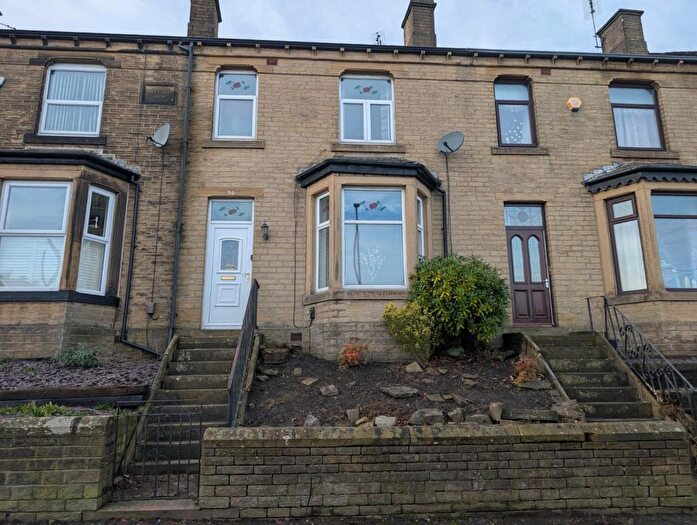 3 Bedroom Terraced House For Sale In Huddersfield Road, Wyke, Bradford, BD12