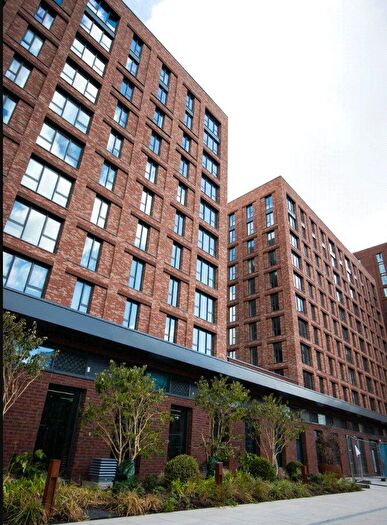 1 Bedroom Apartment To Rent In Waterhouse Gardens, Dutton St, Manchester, M3