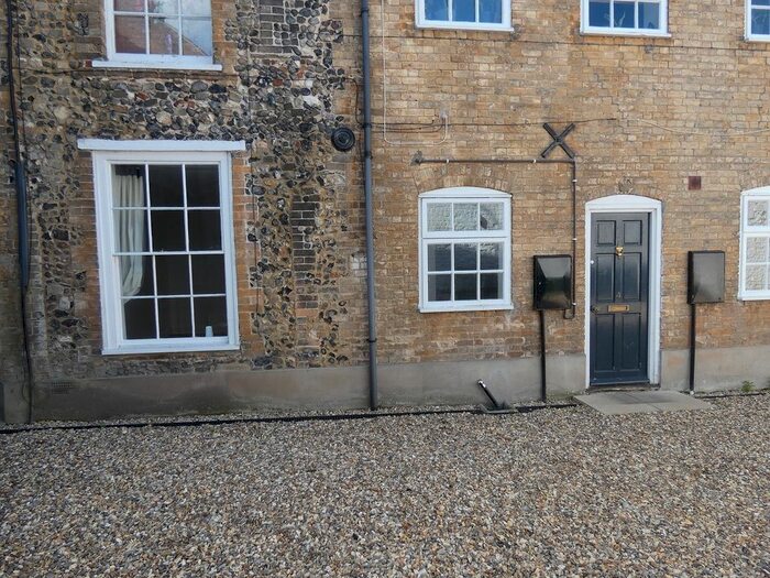 2 Bedroom Flat To Rent In Bridgate Court, Thetford, IP24