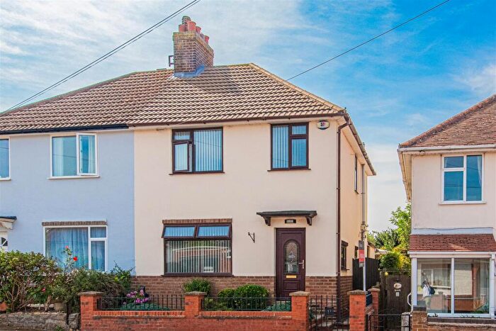 3 Bedroom Semi-Detached House For Sale In Netherfield Road, Kettering, NN15