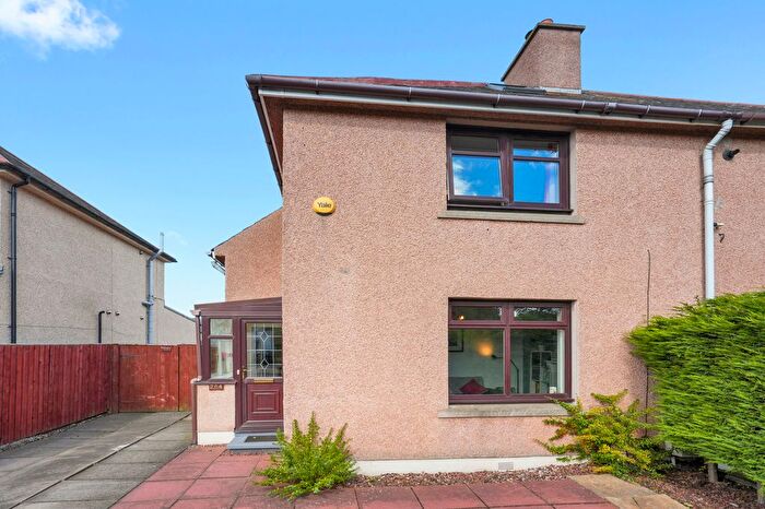 2 Bedroom Semi-Detached House For Sale In Lanark Road West, Currie, EH14