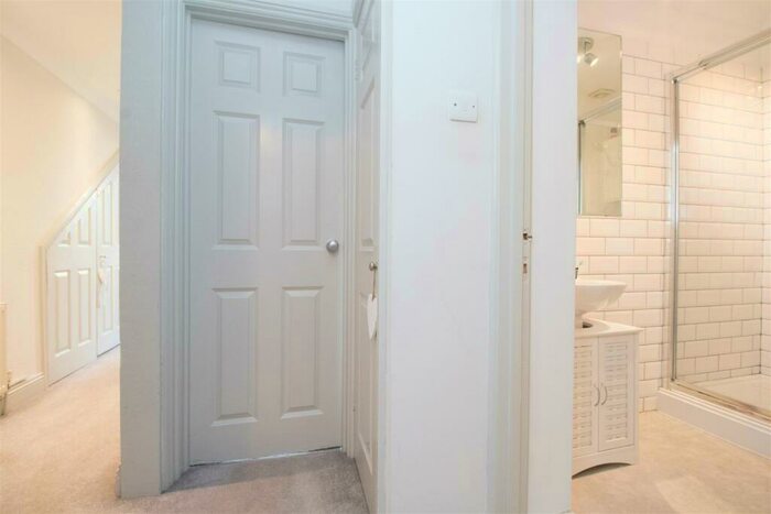 2 Bedroom Apartment For Sale In St. Michaels Place, Brighton, BN1