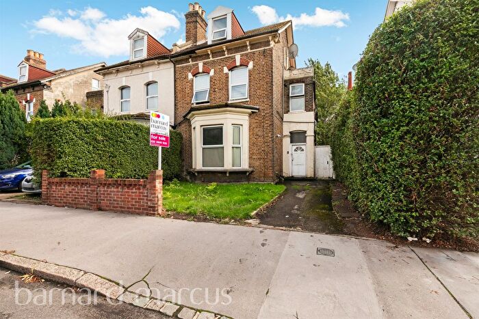 7 Bedroom Semi-Detached House For Sale In Prince Road, London, SE25