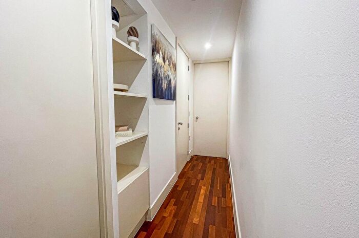 1 Bedroom Apartment To Rent In Burton Place, Castlefield, Manchester, M15