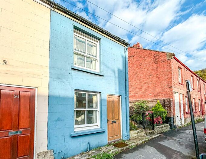 1 Bedroom End Of Terrace House To Rent In South Street, Bridport, DT6