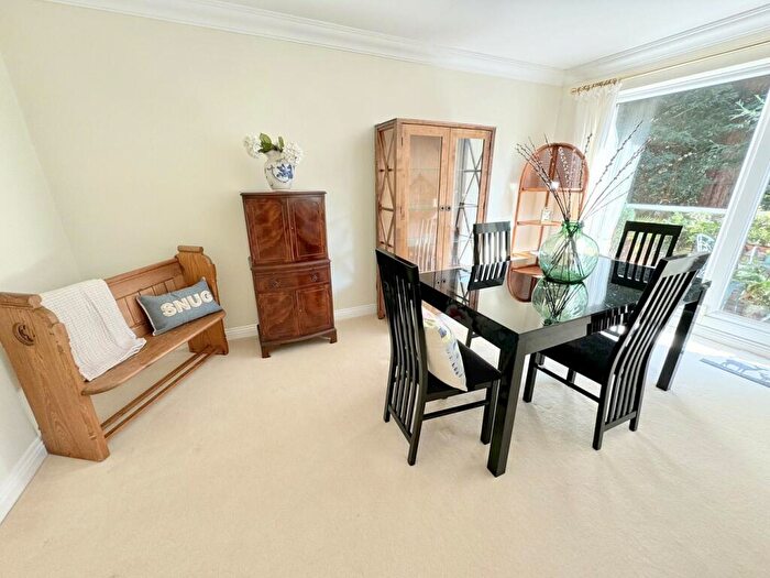 3 Bedroom Flat For Sale In Wilderton Road West, Branksome Park, Poole, BH13