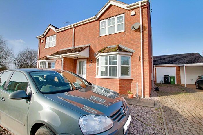 3 Bedroom Semi-Detached House To Rent In Whetstone Way, Outwell, PE14