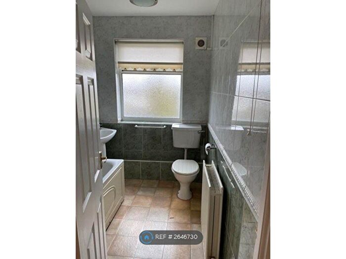 1 Bedroom Flat To Rent In Tennison Road, London, SE25