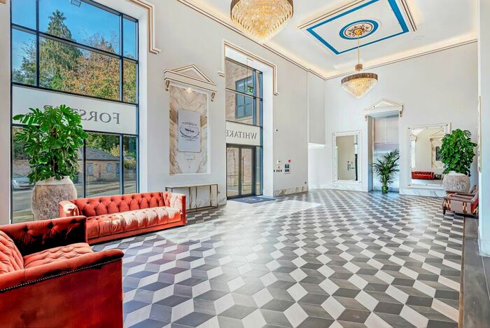 2 Bedroom Flat To Rent In Iron Row, Burley In Wharfedale, Ilkley, Uk, LS29