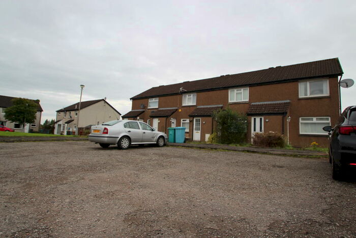 1 Bedroom Ground Flat To Rent In Manse View, Newarthill, ML1