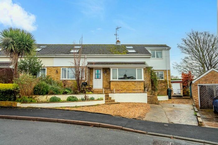 5 Bedroom Semi-Detached Bungalow For Sale In Orchard Close, Appleton Roebuck, York, YO23