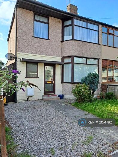 3 Bedroom End Of Terrace House To Rent In Faringdon Avenue, Blackpool, FY4