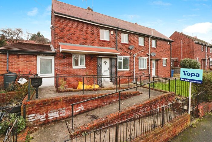 3 Bedroom Semi Detached House For Sale In York Street, Hoyland, Barnsley, S74