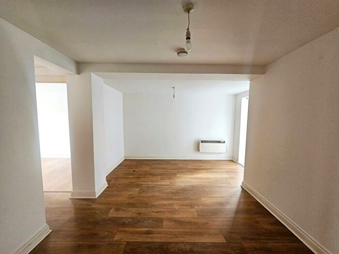 2 Bedroom Flat To Rent In Bellevue Road, Southampton, SO15