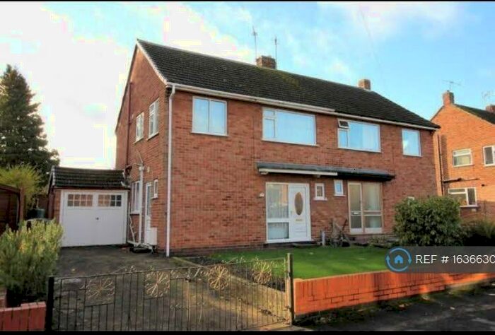 3 Bedroom Semi-Detached House To Rent In Brookside Road, Loughborough, LE11