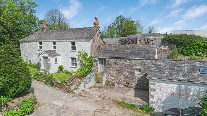 6 Bedroom Detached House For Sale In Trelill, Bodmin, PL30