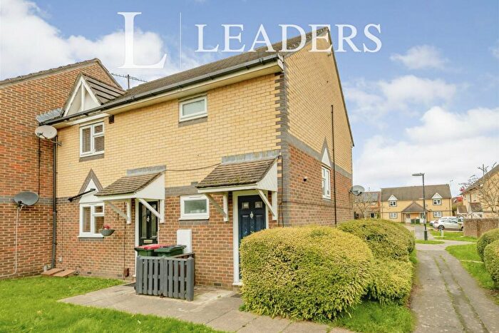 1 Bedroom Maisonette To Rent In Tuxford Close, RH10