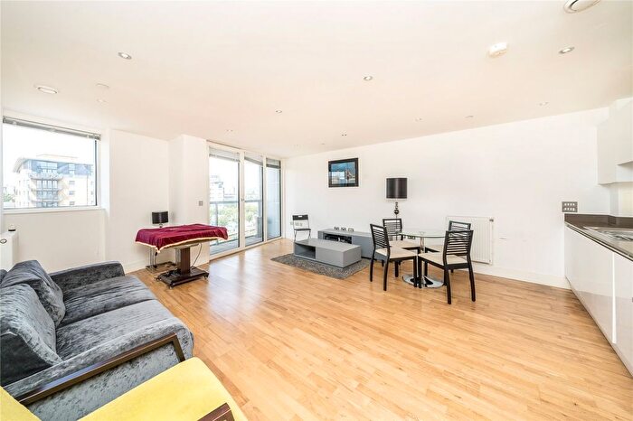 2 Bedroom Flat To Rent In Admirals Tower, Dowells Street, London, SE10
