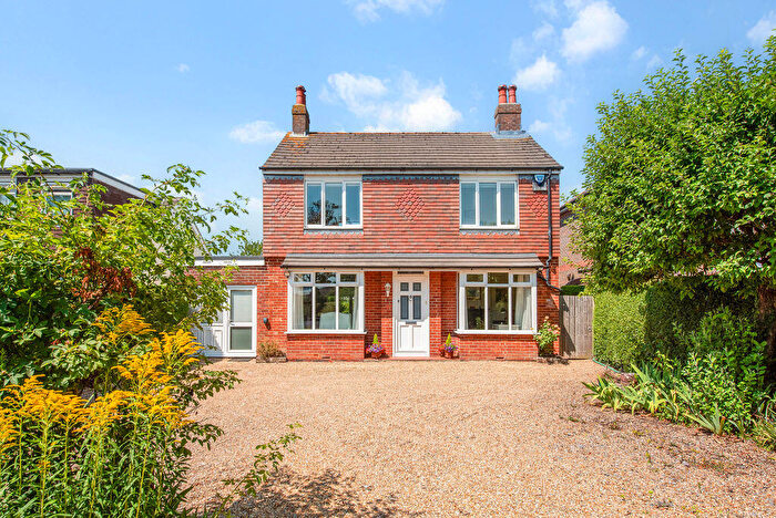 3 Bedroom Detached House For Sale In Southleigh Road, Emsworth, PO10