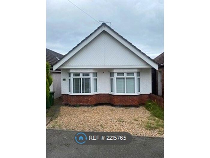 2 Bedroom Bungalow To Rent In Lytham Road, Southampton, SO18