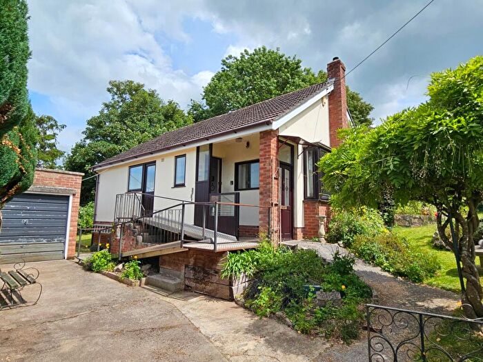 2 Bedroom Detached Bungalow For Sale In Avalon Estate, Glastonbury, BA6