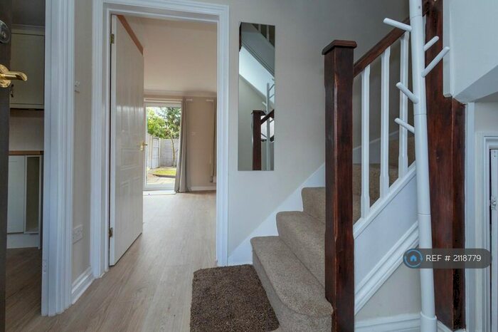 2 Bedroom End Of Terrace House To Rent In Surrey Close, Totton, Southampton, SO40