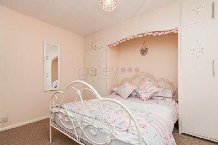 1 Bedroom Flat To Rent In Tickhill Road, Doncaster, DN4