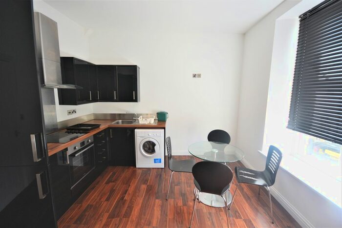 2 Bedroom Flat To Rent In Mansel Street, City Centre, Swansea, SA1