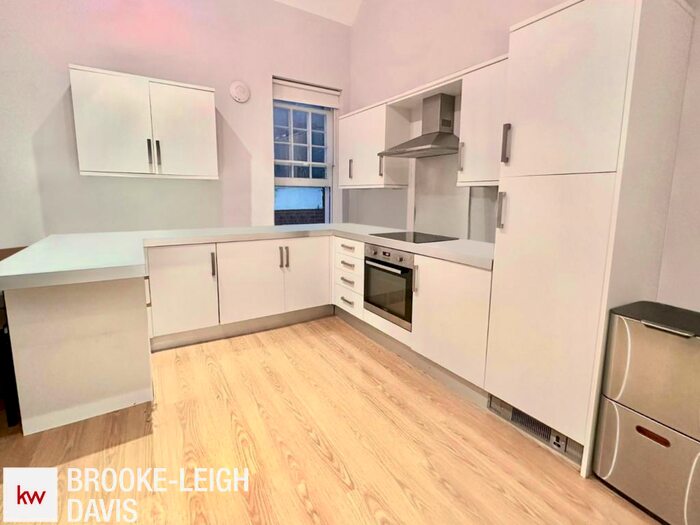 1 Bedroom Flat To Rent In High Street, Beckenham, Kent, BR3