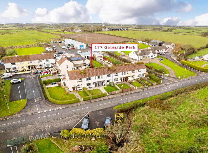3 Bedroom Mid Terraced House For Sale In Gateside Park, Coleraine, BT52