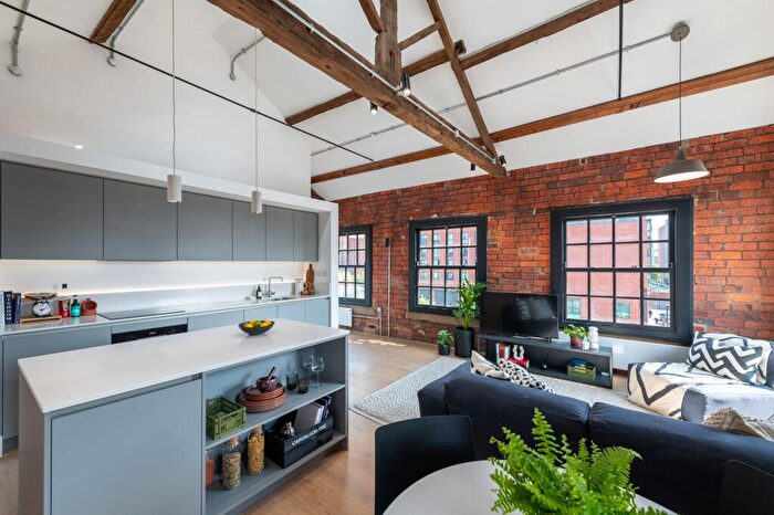 2 Bedroom Apartment To Rent In Thomas Street, Sheffield, S3