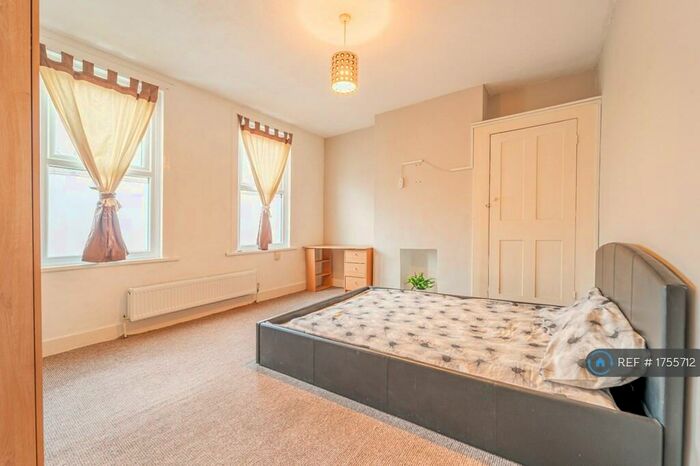 3 Bedroom Terraced House To Rent In Thanet Road, Erith, DA8