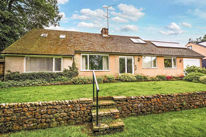 4 Bedroom Detached Bungalow For Sale In The Spinney, Lune Close, Kirkby Lonsdale, LA6