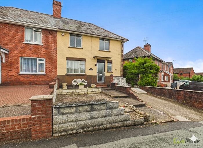 3 Bedroom Semi-Detached House For Sale In Wats Drive, Oswestry, Shropshire, SY11