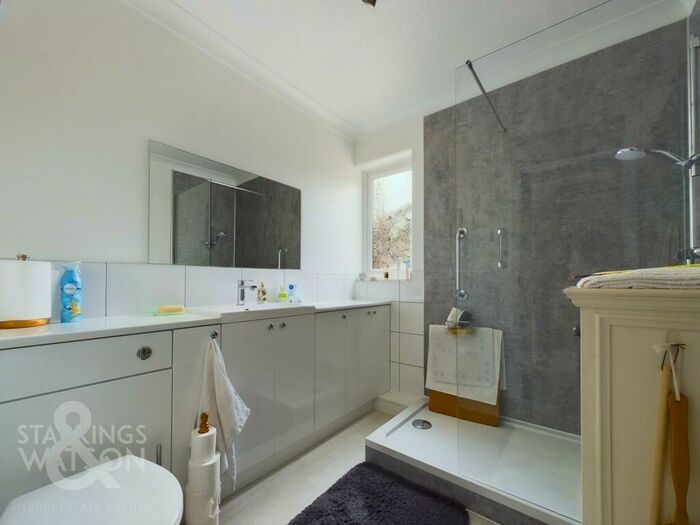 2 Bedroom Detached Bungalow For Sale In The Street, Poringland, Norwich, NR14